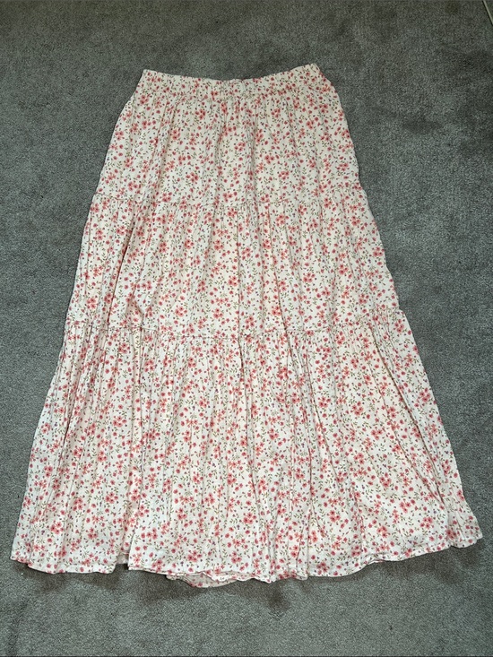American Eagle Outfitters Dresses & Skirts - American Eagle Outfitters Pink Floral Tiered Maxi Skirt size small
